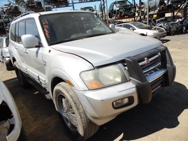 2002 MITSUBISHI MONTERO LIMITED SILVER 3.5L AT 4WD 173823